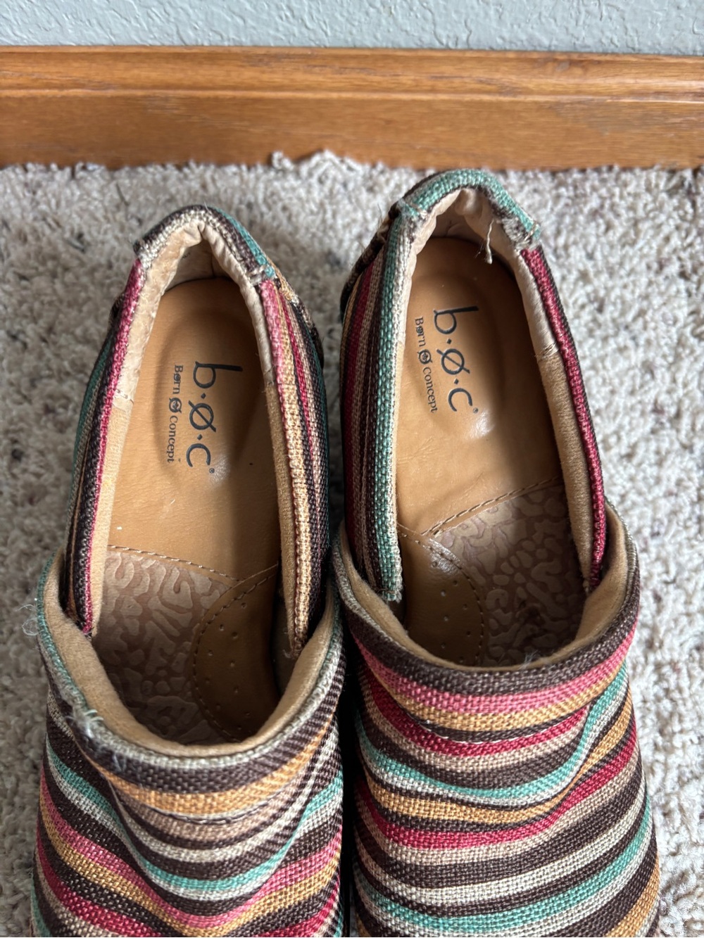 b.o.c. Multicolor Striped Slip-On Clogs women’s 8M - Picture 3 of 11